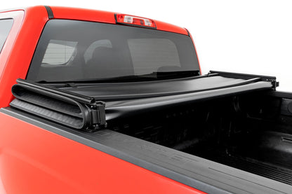Rough Country | Soft Tri-Fold Bed Cover | 5'9" Bed | Chevy/GMC 1500 (14-18 & Classic) | 41214550A