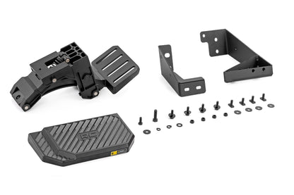 Rough Country | Retractable Bed Step | Manual Pull | Chevy/GMC 2500HD/3500HD (11-14) | PW059331