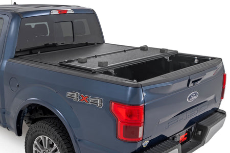 Hard Low Profile Bed Cover | 5'7" Bed | Ford F-150 (15-20)/Raptor (17-20)  | 47220550B