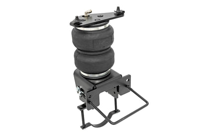 Rough Country | Air Spring Kit w/ compressor | Ford F-250/F-350 Super Duty 4WD (2017-2026) | 10038AC