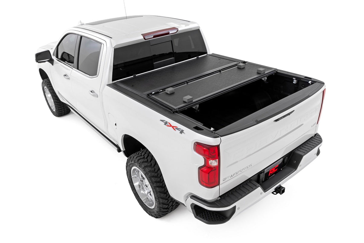 Hard Low Profile Bed Cover | 5'9" Bed | Rail Caps | Chevy/GMC 1500/2500HD/3500HD (14-19 & Classic) | 47119551B
