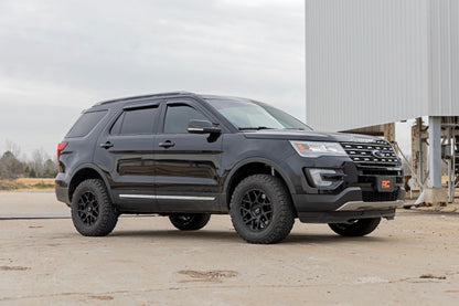 Rough Country | 2 Inch Lift Strut Kit | Ford Explorer 4WD (2011-2019) | 400031