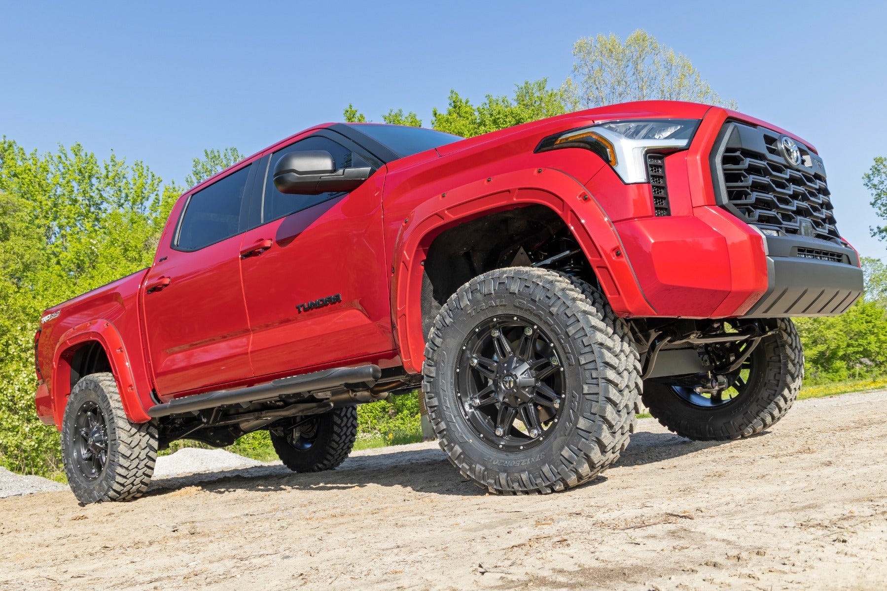 Oval Nerf Steps | Crew Cab | Black | Toyota Tundra 2WD/4WD (2022-2025) | 21014