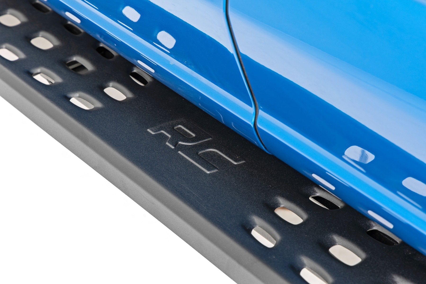 RPT2 Running Board | Crew Cab | Black | Ford F-150/Lightning/F-250/F-350/Raptor (15-25) | 44005