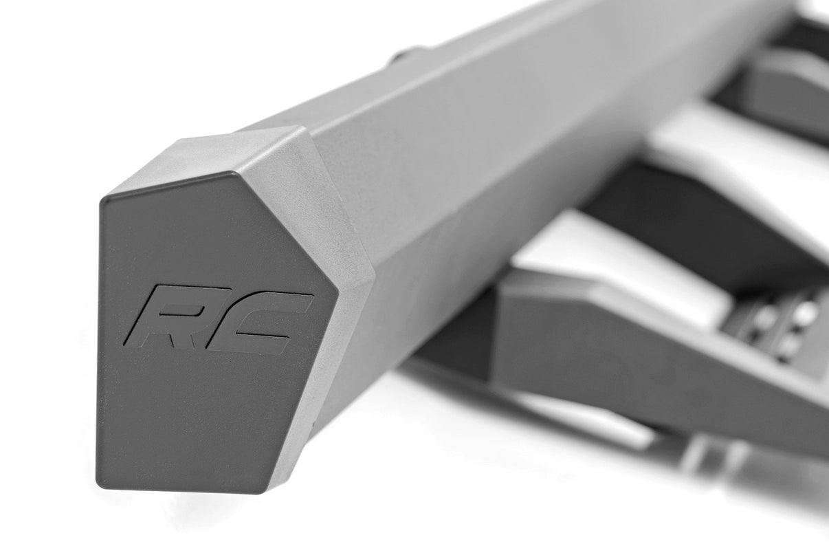 SRX2 Adj Aluminum Step | Crew Cab | Chevy/GMC 1500/2500HD/3500HD (07-18 & Classic) | 11009A
