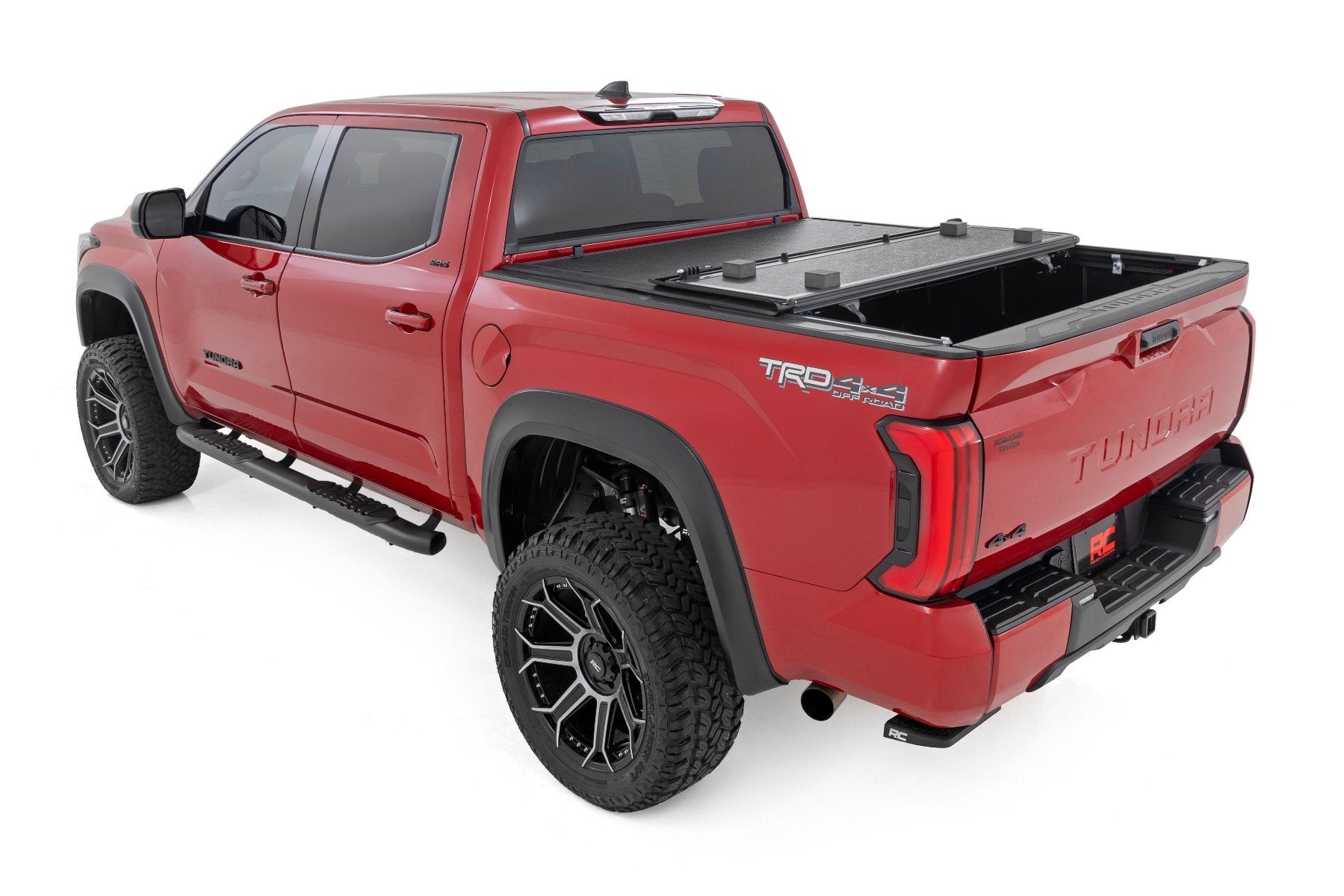 Hard Low Profile Bed Cover | 5'7" Bed | Cargo Mgmt | Toyota Tundra (22-25) | 47514551B