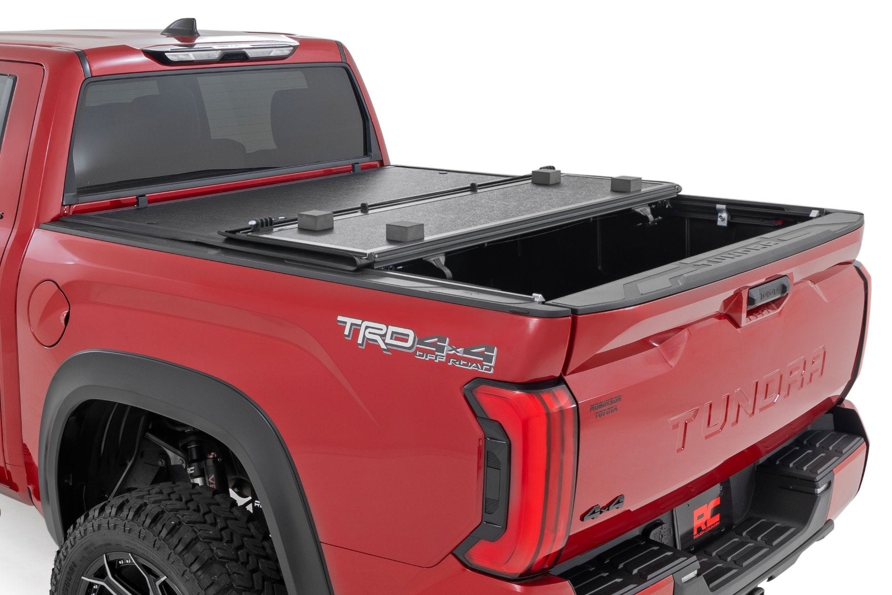 Hard Low Profile Bed Cover | 5'7" Bed | Cargo Mgmt | Toyota Tundra (22-25) | 47514551B