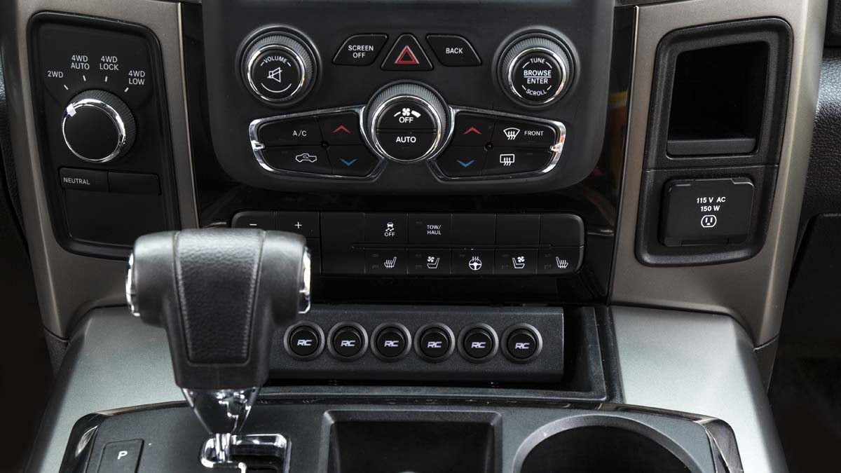 MLC-6 | Multiple Light Controller | Universal | 70955