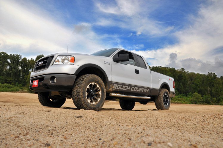 2.5 Inch Lift Kit | N3 Struts/N3 | Ford F-150 4WD (2004-2008) | 57031