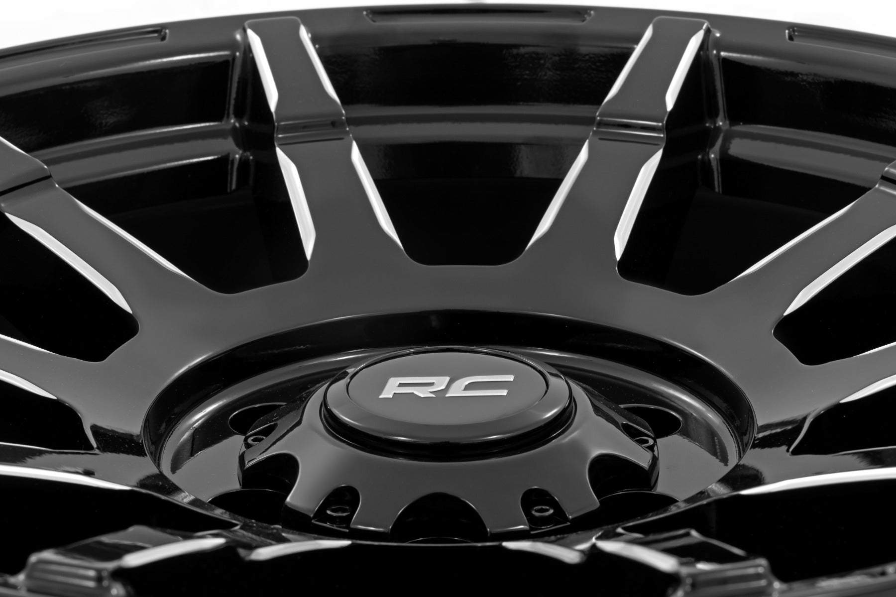 Rough Country 83 Series Wheel | One-Piece | Gloss Black | 20x9 | 8x6.5 | -12mm | 83200910