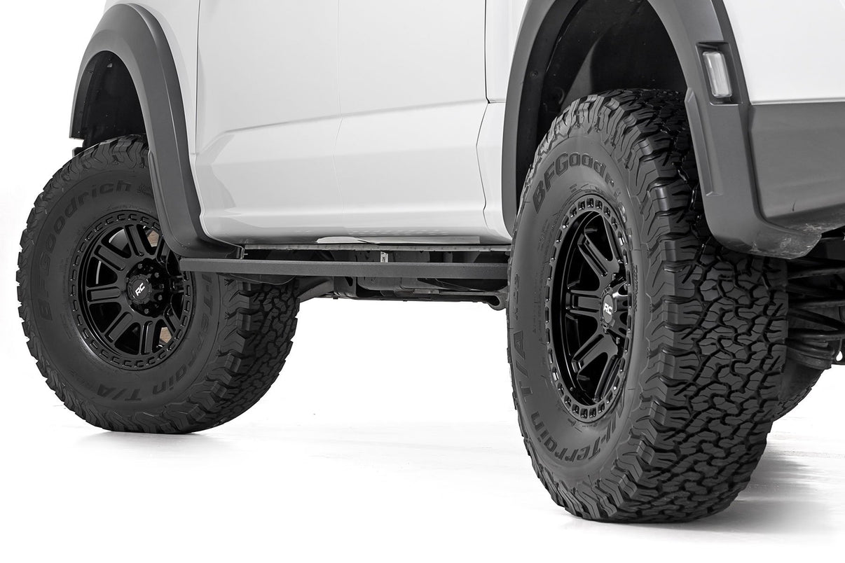 Rough Country 84 Series Wheel | One-Piece | Gloss Black | 15x8 | 5x5.5 | -19mm | 84150814