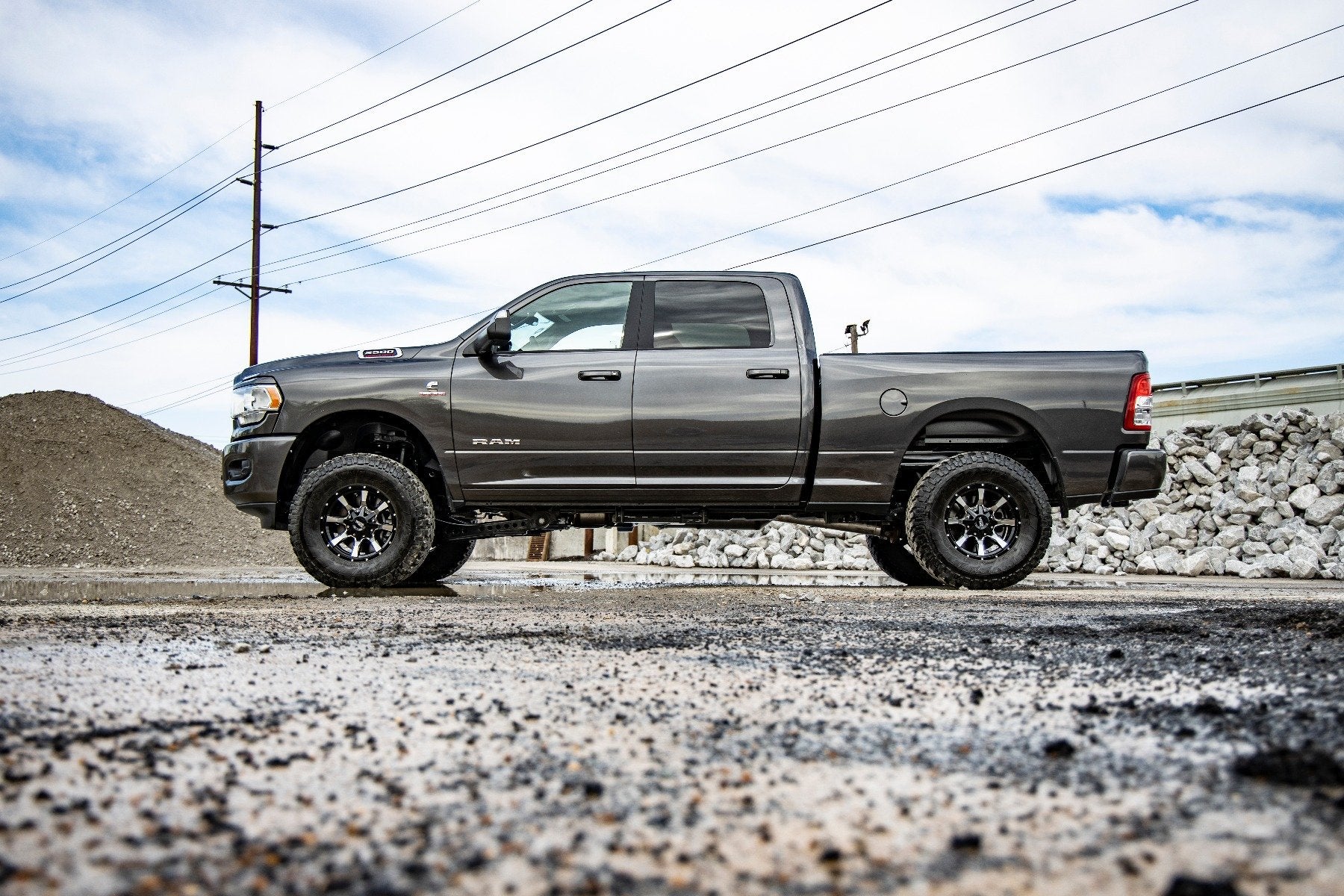 2.5 Inch Leveling Kit | Ram 2500 (14-24)/3500 (13-24) 4WD | 377