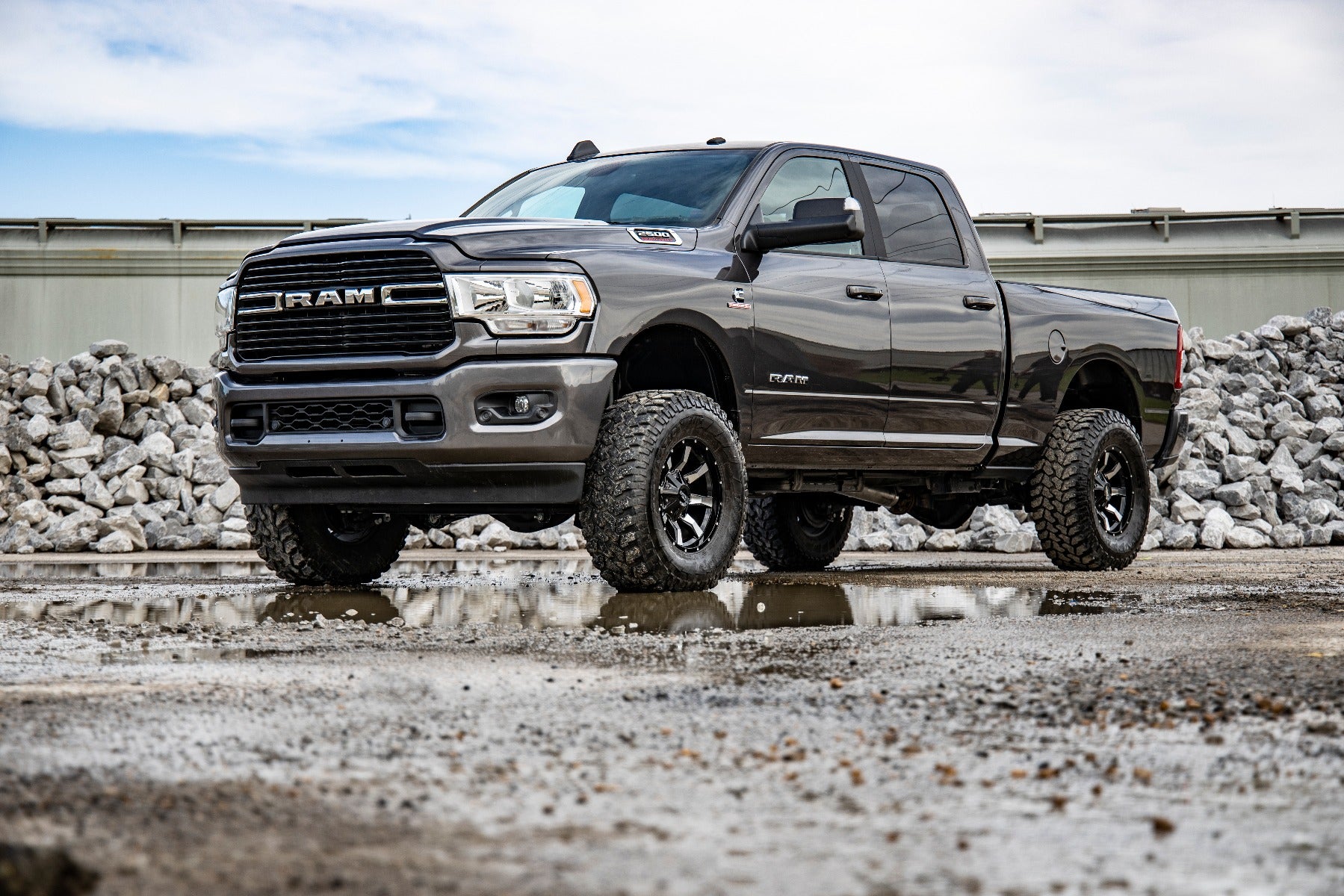 2.5 Inch Leveling Kit | RR Coil | N3 | Ram 2500 (14-24)/3500 (13-24)  | 37735