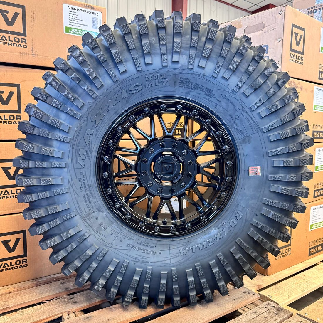 Valor Offroad V08 beadlocks on Maxxis Roxxzillas
