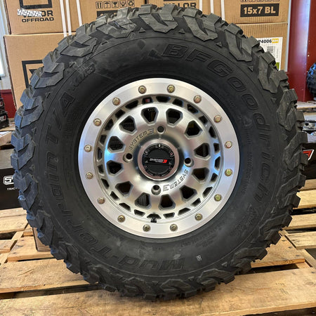 System 3 SB6 beadlock 15x7 50mm BFGoodrich Mud Terrain KM3 kit