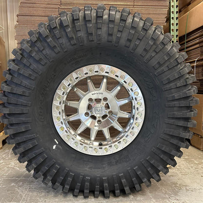 Valor Offroad V09 beadlock 15x7 40mm Maxxis Roxxzilla kit