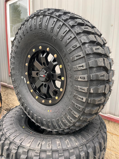 System 3 SB4 Beadlock Wheels on Broad Peak Baer XT Tires – Mounted Kit