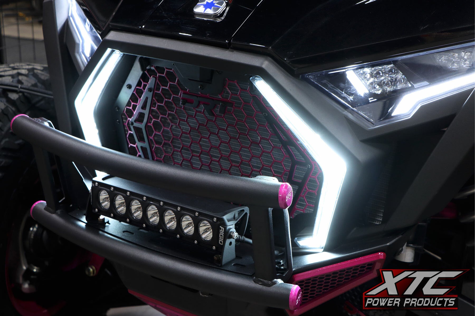 Front Signature Light Set Rgb+W Pol