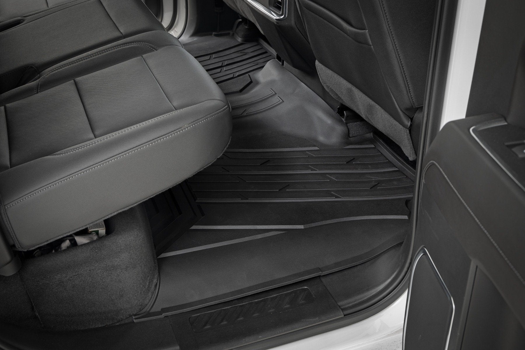 Flex-Fit Floor Mats | FR & RR | FR Bucket | Crew | Chevy/GMC 1500/2500HD/3500HD (19-25 & Classic) | FF-21612
