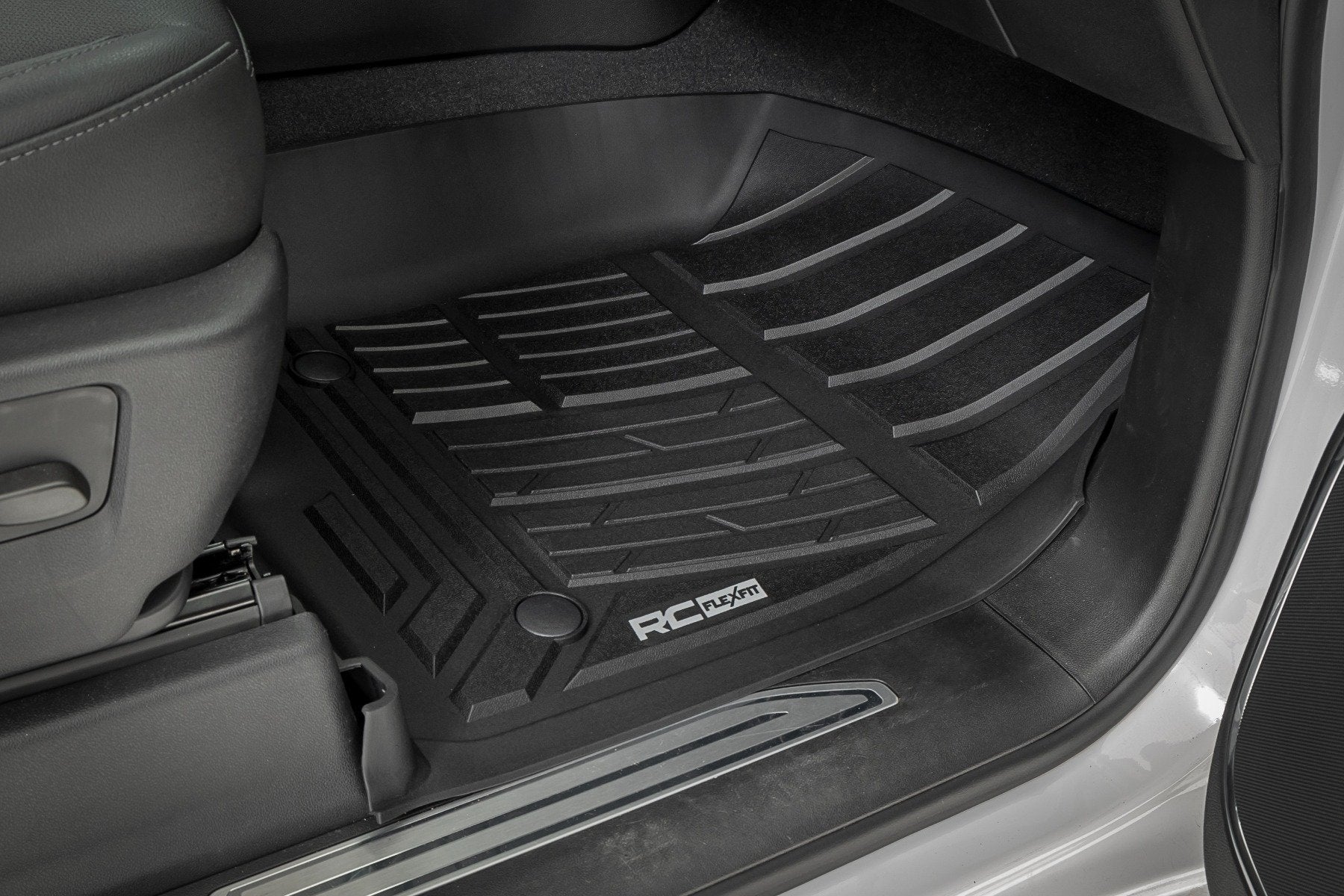 Flex-Fit Floor Mats | Front | Bucket | Chevy/GMC 1500/2500HD/3500HD (19-25 & Classic) | FF-2161