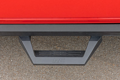 SRX2 Adj Aluminum Step | Crew Cab | Ram 1500 (19-25)/1500 TRX (21-24)  | 31008A