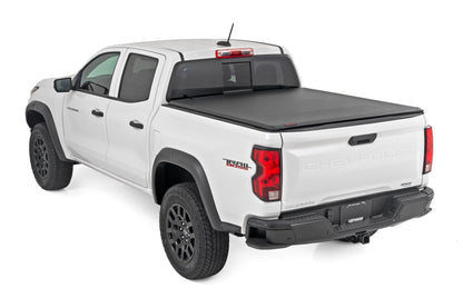 Soft Roll Up Bed Cover | 5' Bed | Chevy/GMC Canyon/Colorado 2WD/4WD (15-25) | 42120500