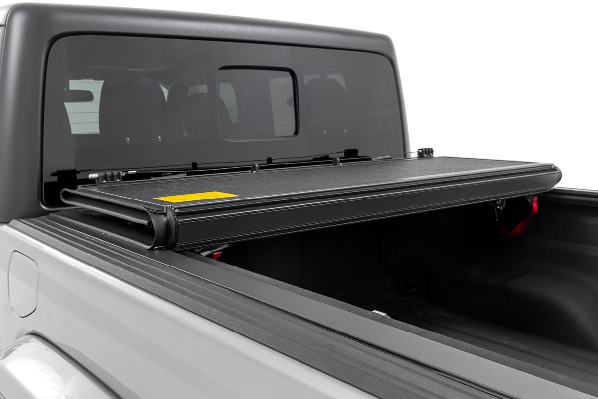 Hard Low Profile Bed Cover | 5' Bed | Jeep Gladiator JT 4WD (2020-2025) | 47620500B