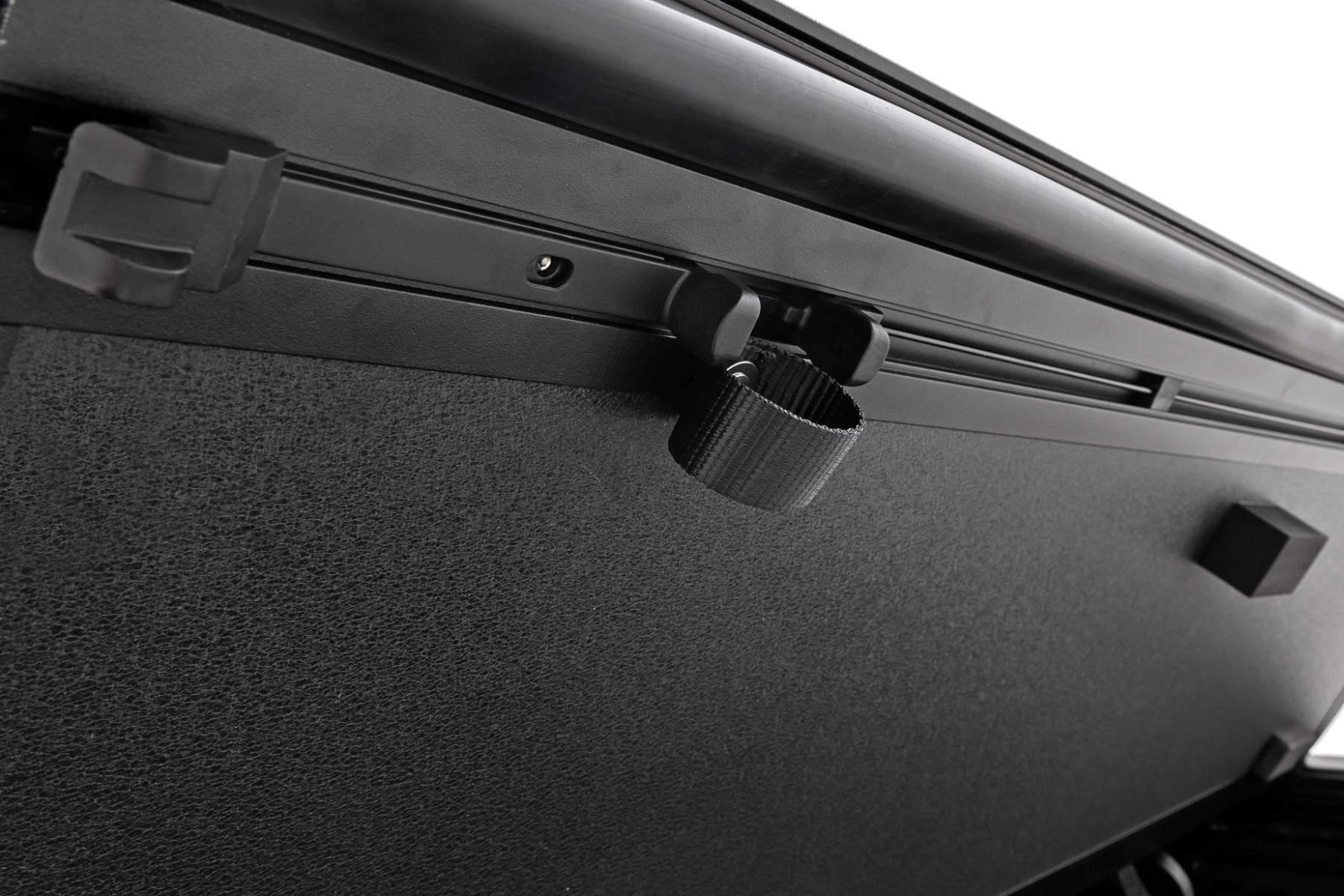 Hard Tri-Fold Flip Up Bed Cover | 5' Bed | Jeep Gladiator JT 4WD (2020-2025) | 49620500