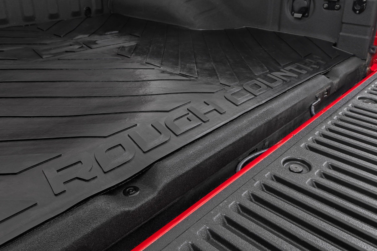 Bed Mat | 5' Bed | RC Logo | Nissan Frontier 2WD/4WD (2005-2025) | RCM525