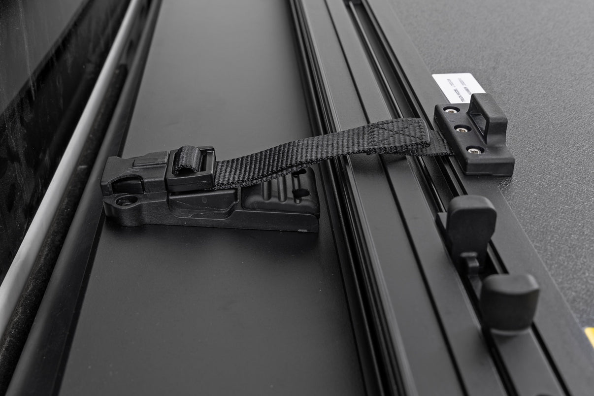 Hard Tri-Fold Flip Up Bed Cover | 6'10" Bed | Ford F-250/F-350 Super Duty (17-25) | 49220651