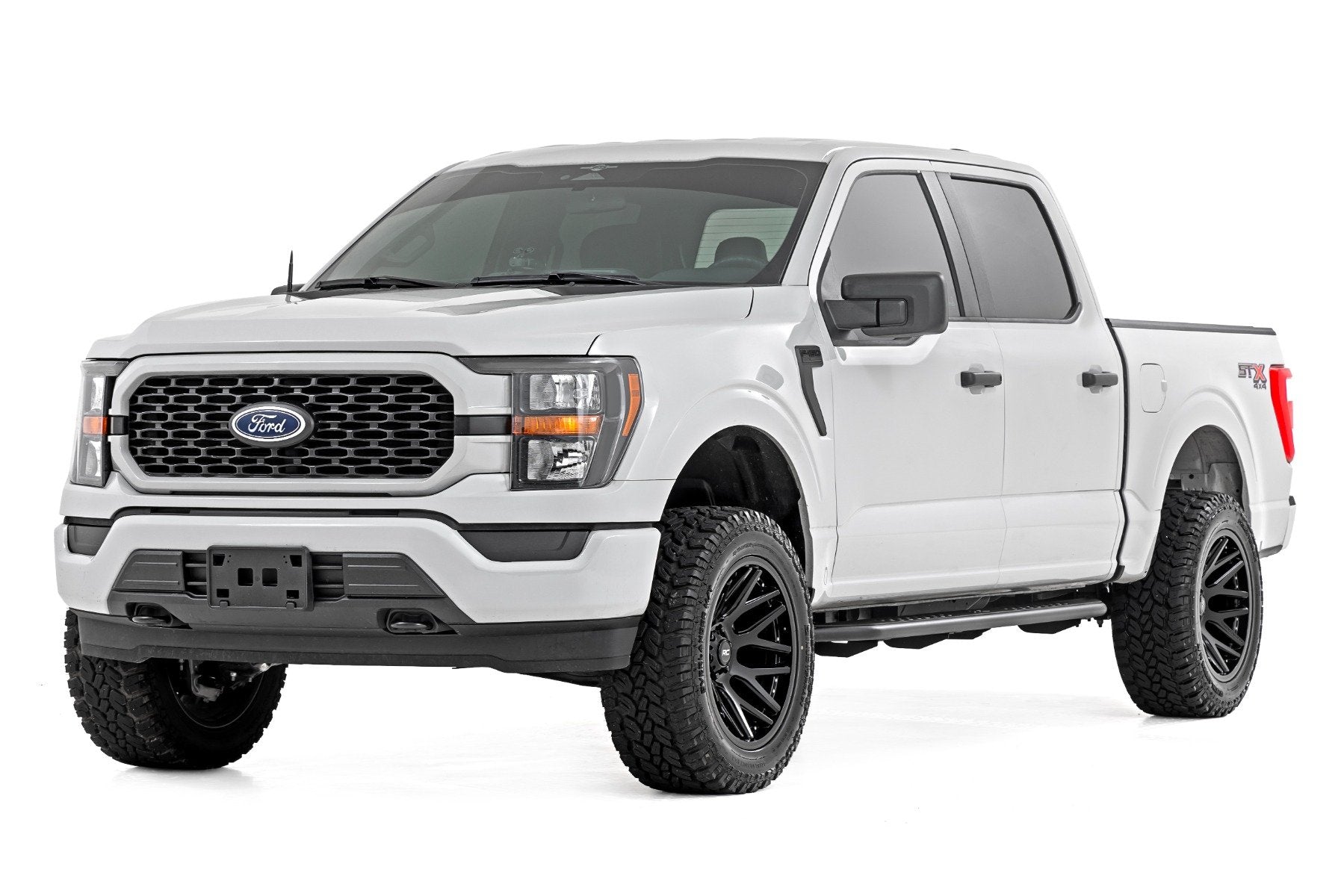 OV2 Running Boards | Side Step Bars | Crew Cab | Ford F-150/Lightning/F-250/F-350 (15-25) | 14011