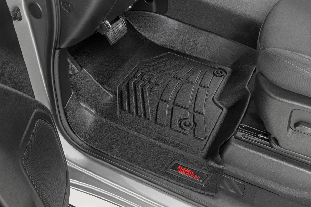 Floor Mats | FR Bucket | Crew | Chevy/GMC 1500/2500HD/3500HD (19-25 & Classic) | SM2161