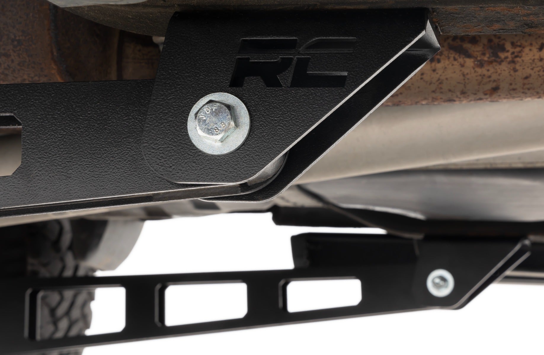 Traction Bar Kit | Chevy/GMC Sierra 1500 (19-25)/Silverado 1500 (19-25)  | 11017