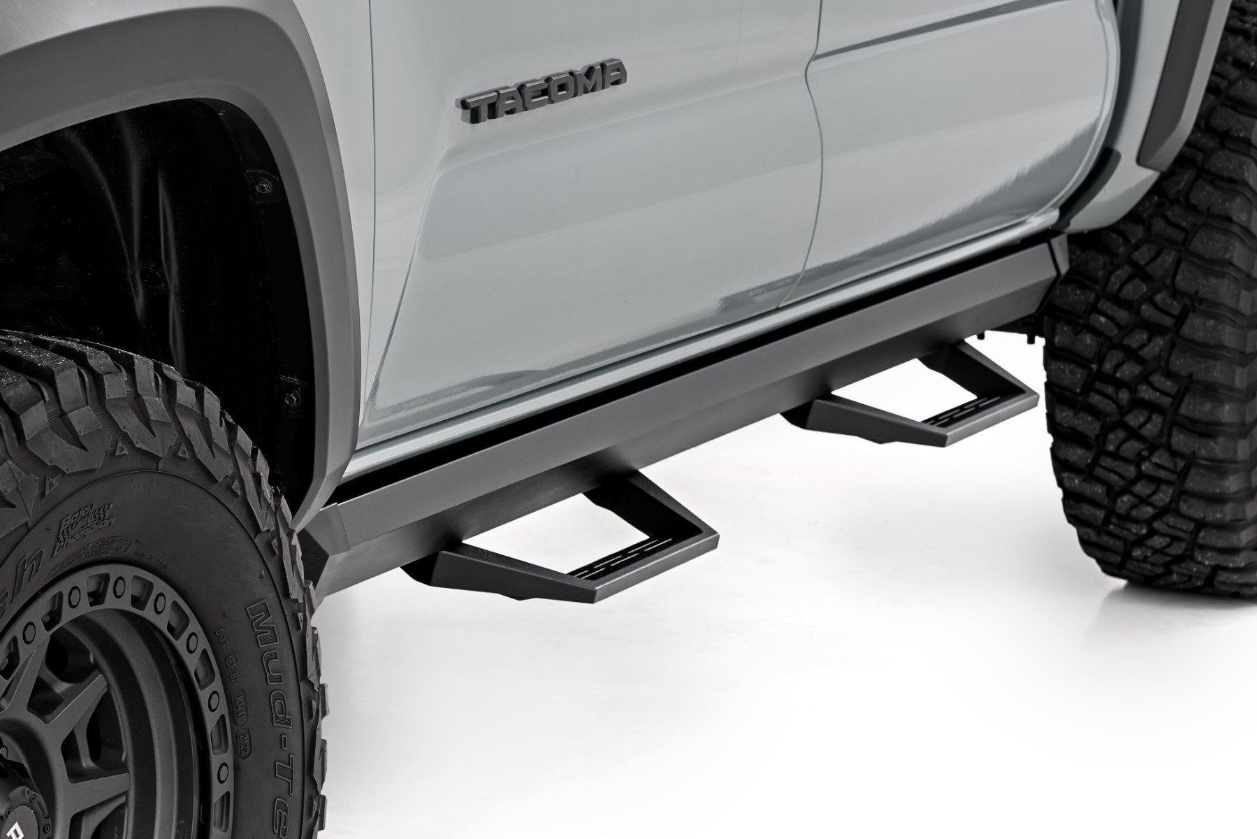 SRL2 Adj Aluminum Step | Double Cab | Toyota Tacoma 2WD/4WD (2005-2023) | 71096