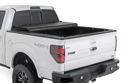 Hard Low Profile Bed Cover | 5'7" Bed | Ford F-150 2WD/4WD (2004-2014) | 47214550B