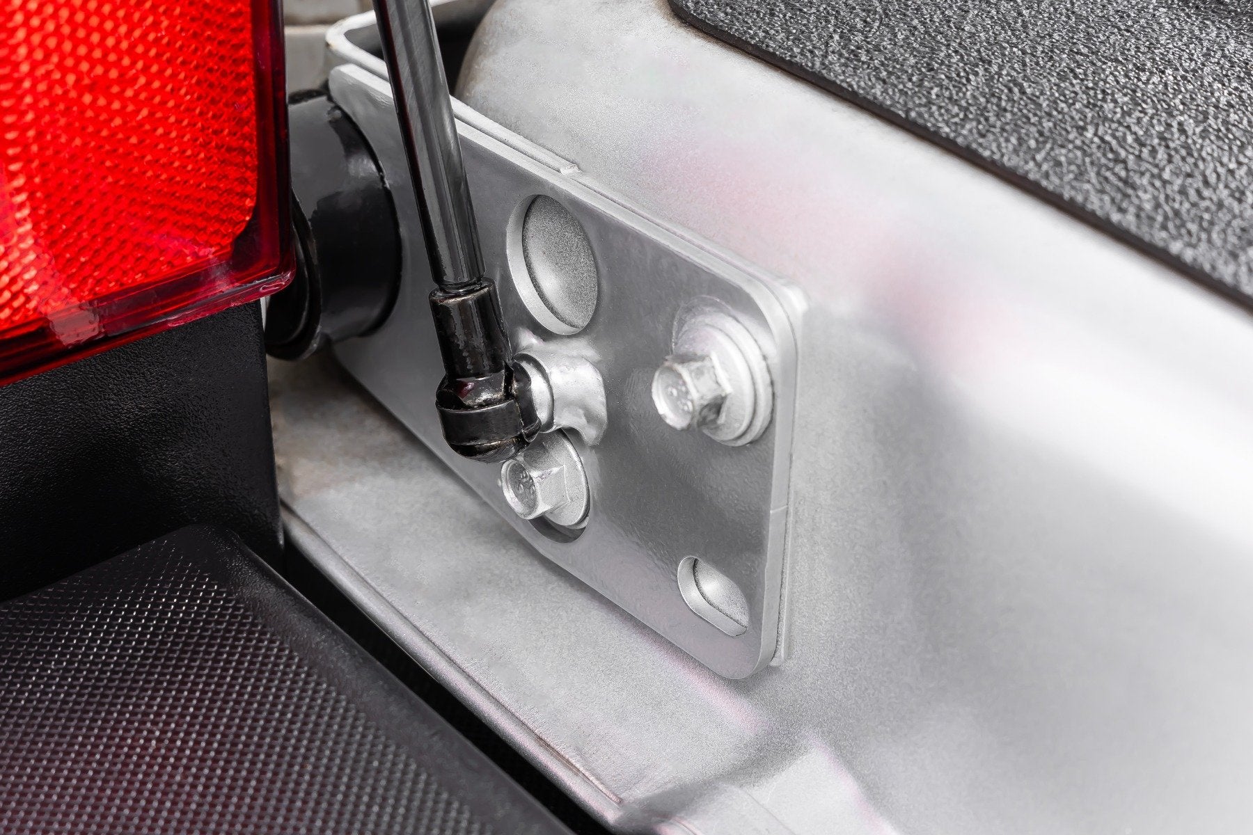 Tailgate Assist | Ford F-150/F-250/F-350 2WD/4WD (2015-2025) | 73222