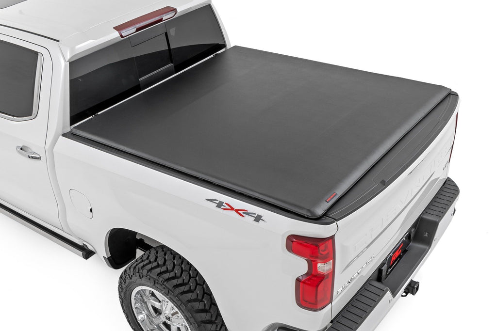 Soft Roll Up Bed Cover | 5'10" Bed | Chevy/GMC Sierra 1500 (19-25)/Silverado 1500 (19-25)  | 42120580