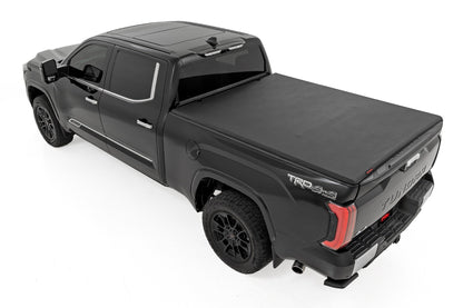Rough Country | Soft Tri-Fold Bed Cover | 5'7" Bed | with and w/o OE Rail | Toyota Tundra (22-26) | 41419560A
