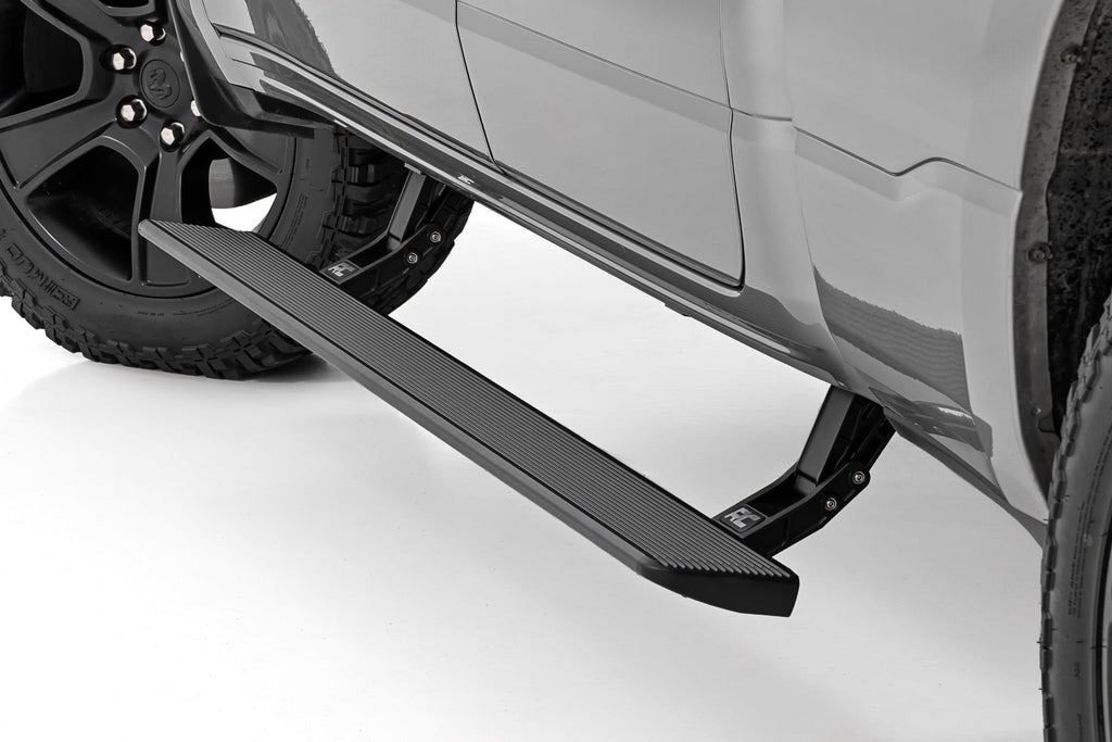 Rough Country | Power Running Boards | HT-Series | Quad Cab | Ram 1500 (19-26)/1500 TRX (21-24) | ESR61925