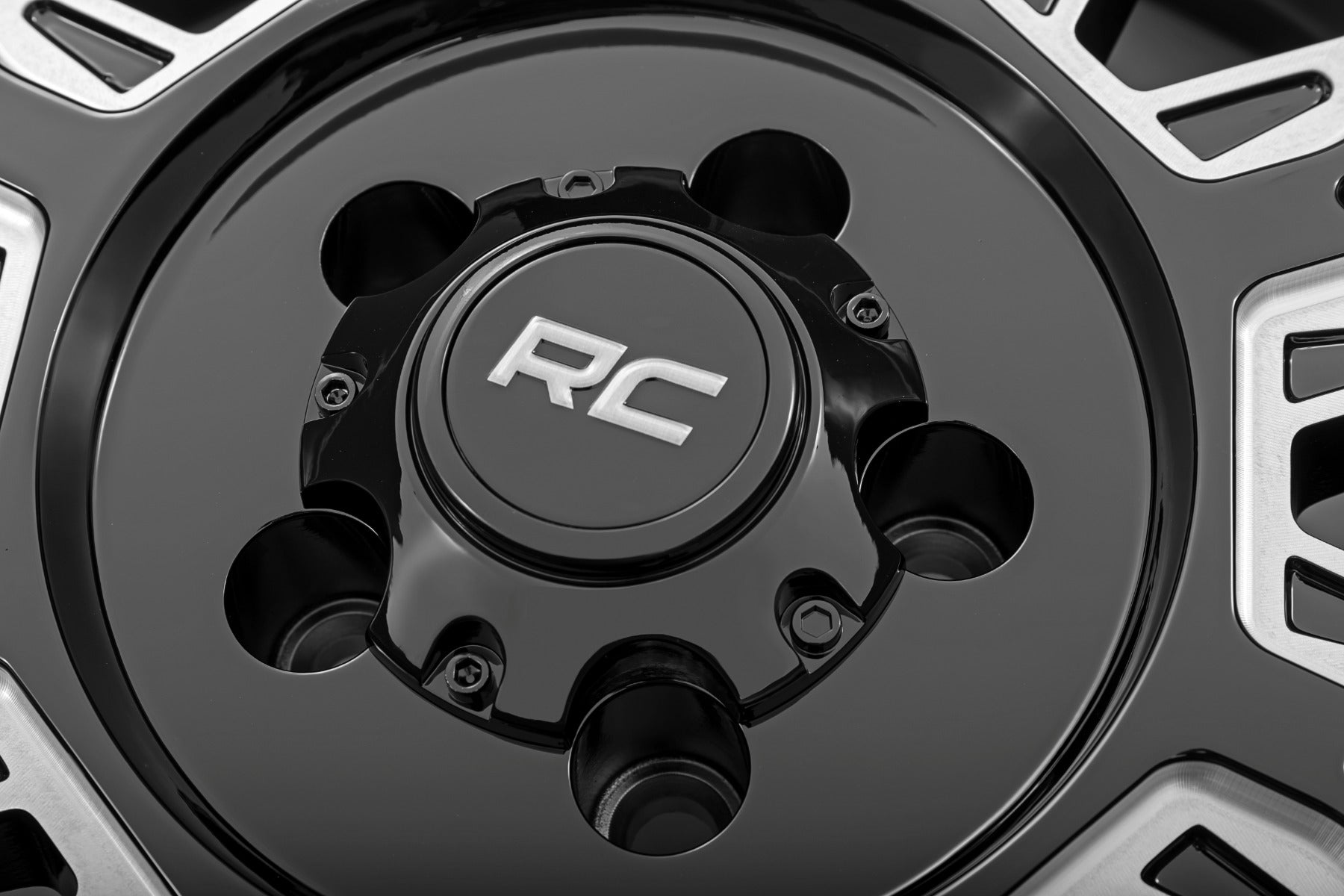 Rough Country 86 Series Wheel | One-Piece | Gloss Black | 20x10 | 6x5.5 | -25mm | 86201012