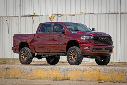 Rough Country | 6 Inch Lift Kit | 22XL | M1 Struts | Rear Coils | Ram 1500 4WD (2025-2026) | 88440