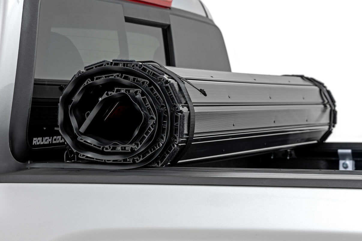 Hard Roll Up Bed Cover | 5' Bed | Chevy/GMC Canyon/Colorado 2WD/4WD (15-22) | 50120500