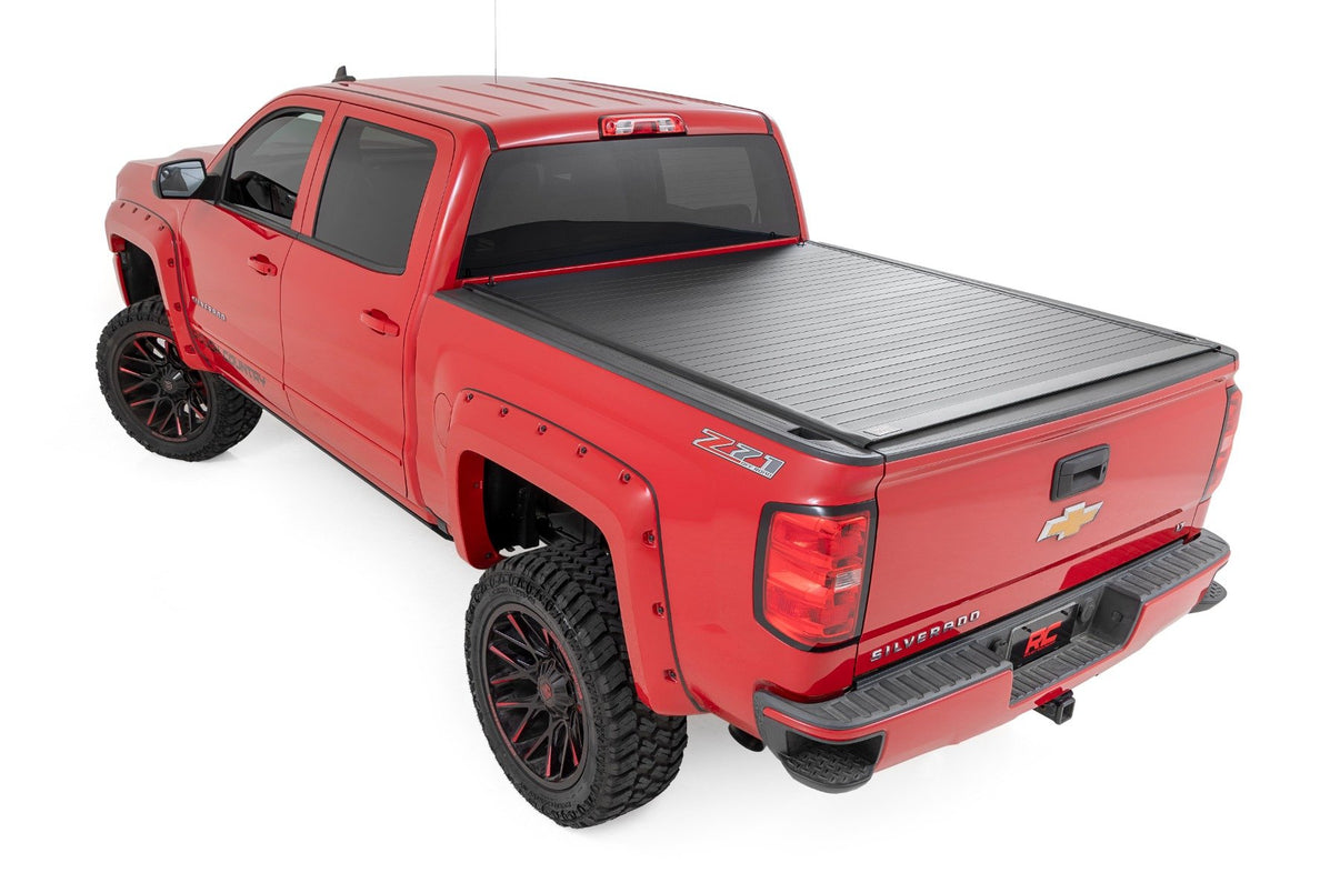 Hard Roll Up Bed Cover | 5'9" Bed | Chevy/GMC 1500 (14-18 & Classic) | 50214550