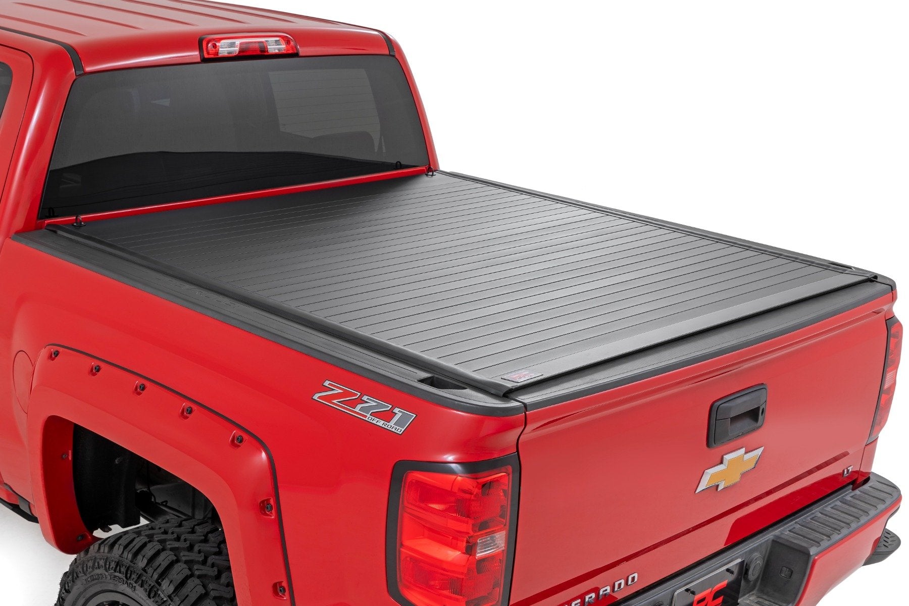 Hard Roll Up Bed Cover | 5'9" Bed | Chevy/GMC 1500 (14-18 & Classic) | 50214550