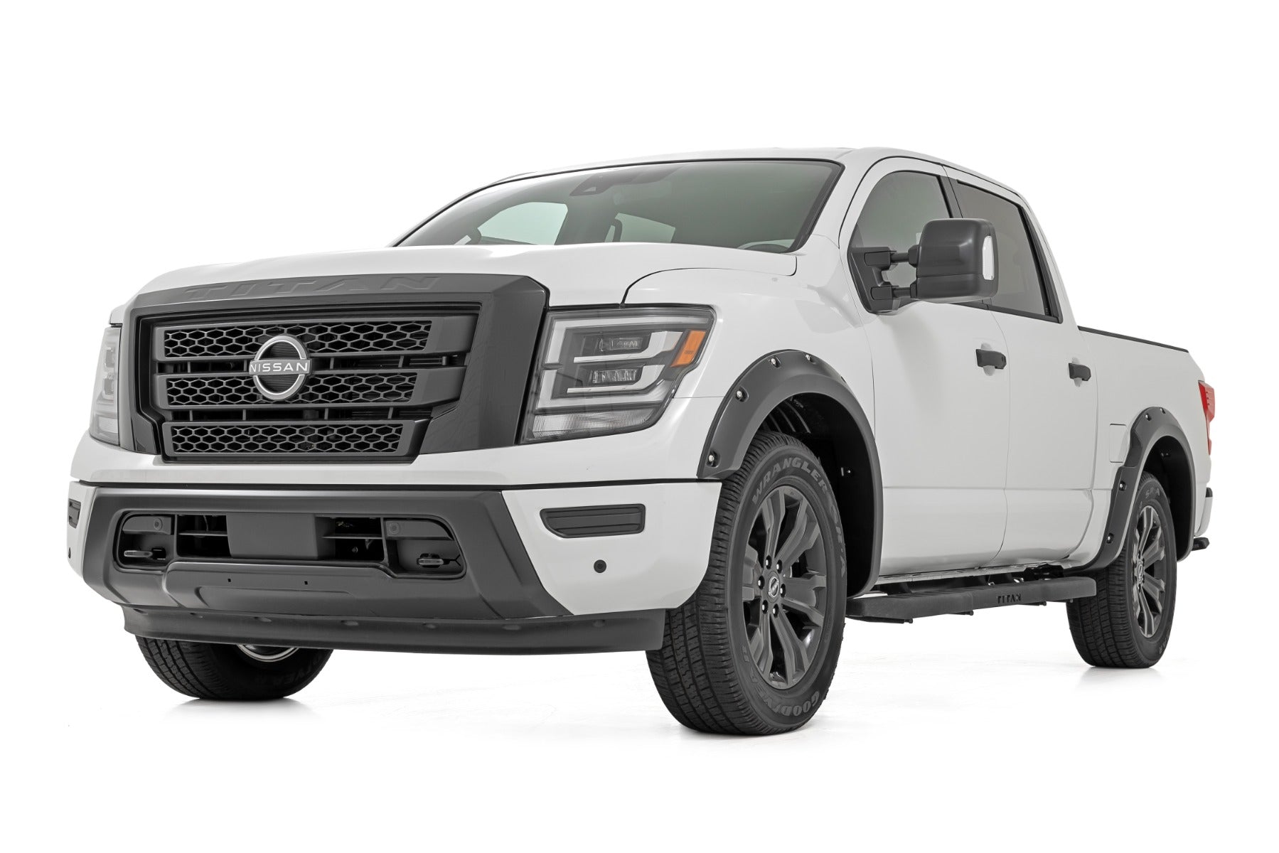 Pocket Fender Flares | Crew | QAK Glacier White | W/O Emblem | Nissan Titan (17-24) | F-N101705A-QAK