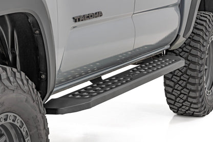 Rough Country | RPT2 Running Board | Double Cab | Black | Toyota Tacoma 2WD/4WD (2016-2023) | 44012