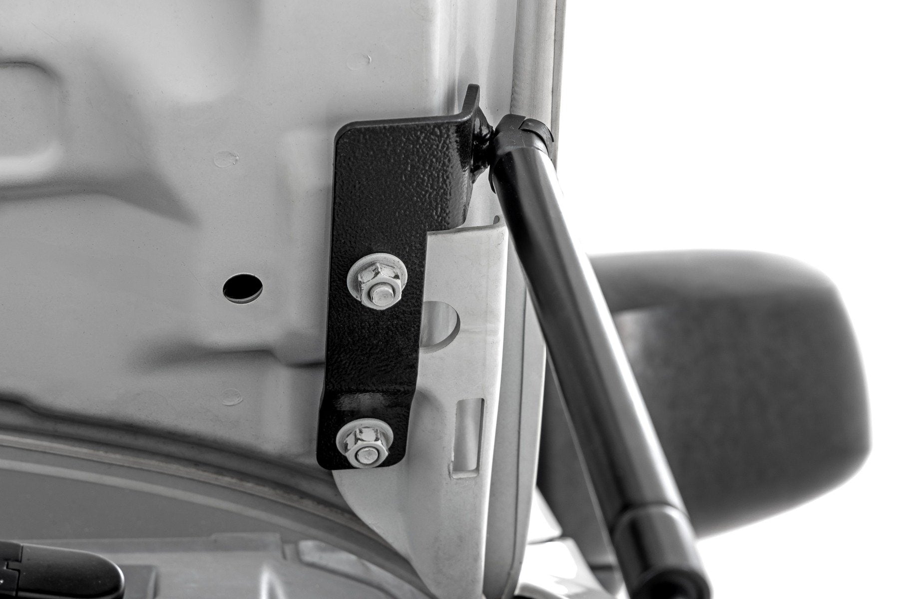 Hood Struts | Hydraulic | Nissan Frontier (2005-2021) | 82013