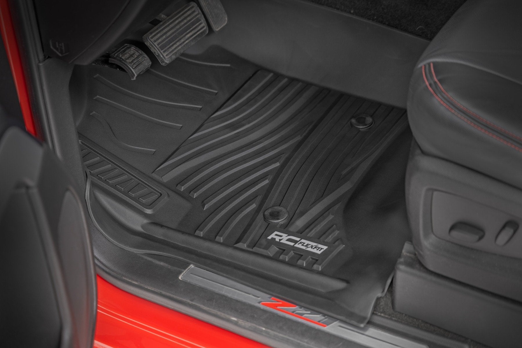 Flex-Fit Floor Mats | FR & RR | FR Bucket | Crew | Chevy/GMC 1500/2500HD/3500HD 2WD/4WD | FF-21413