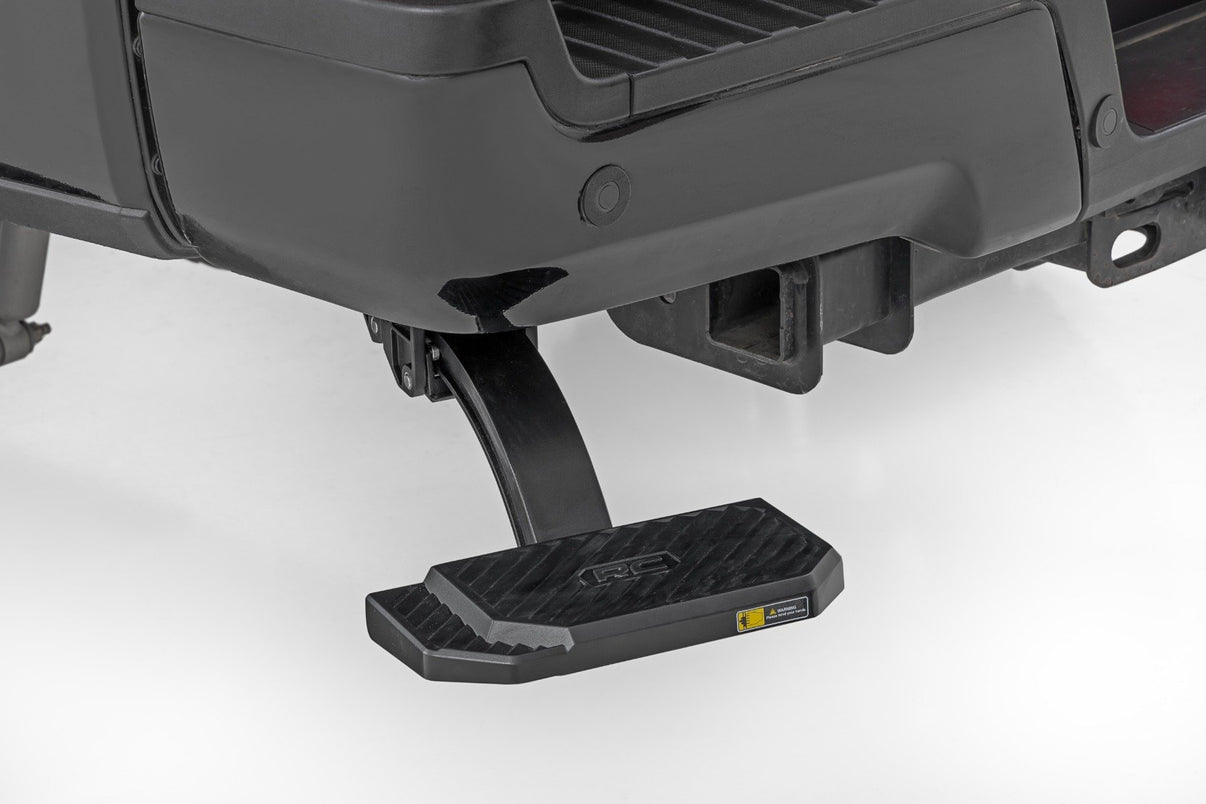 Retractable Bed Step | Manual Pull | Ford F-250/F-350 Super Duty (17-22) | PW049815