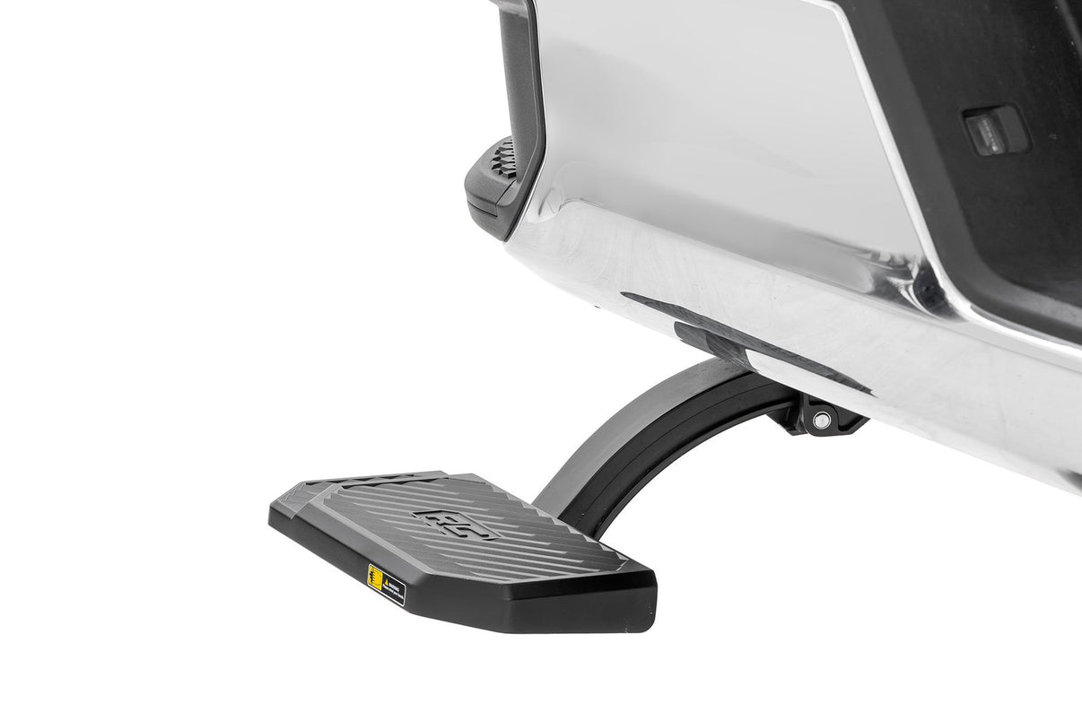 Retractable Bed Step | Manual Pull | Chevy/GMC 2500HD/3500HD (20-25) | PW049802
